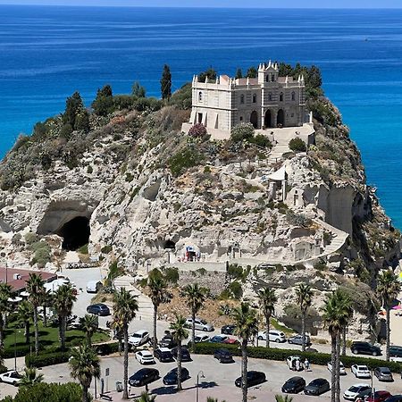 Casa La Pineta Apartment Tropea Exterior photo